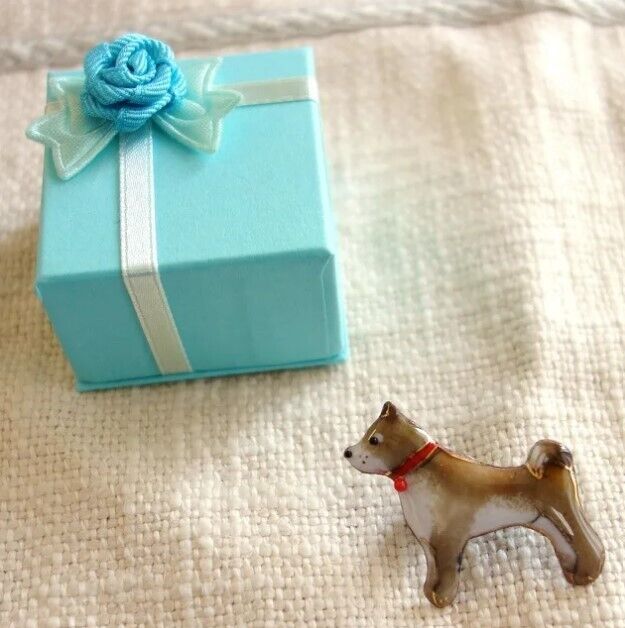 Shiba inu - Japanese cloisonné enamel Pin Badge Brooch Made-to-order NEW