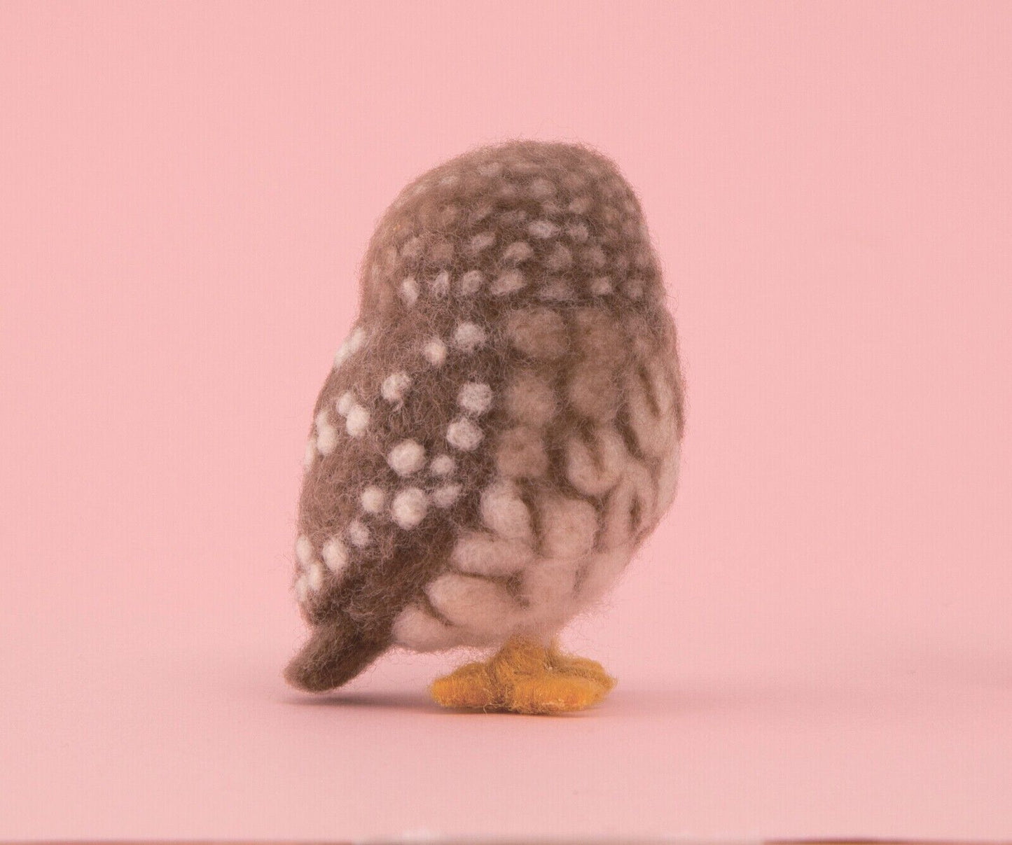 Hamanaka Needle Felting Kit: Crafting Cute Animals with Wool - Little Owl