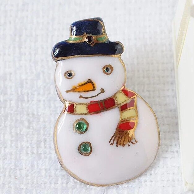 Snow Man - Japanese cloisonné enamel Pin Badge Pin Brooch Made-to-order NEW