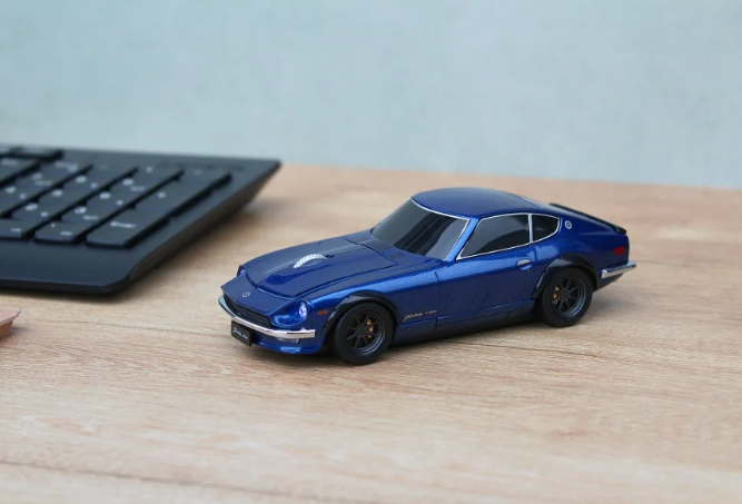 CAMSHOP : NISSAN FAIRLADY Z 240Z Wireless Bluetooth Mouse with Mouse Pad.