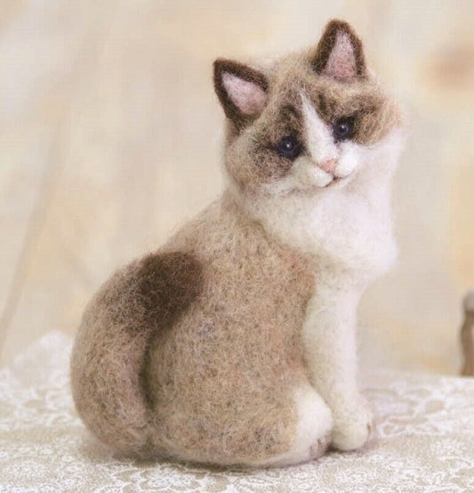 Hamanaka Needle Felting Kit: Crafting Cute Animals with Wool - Cat