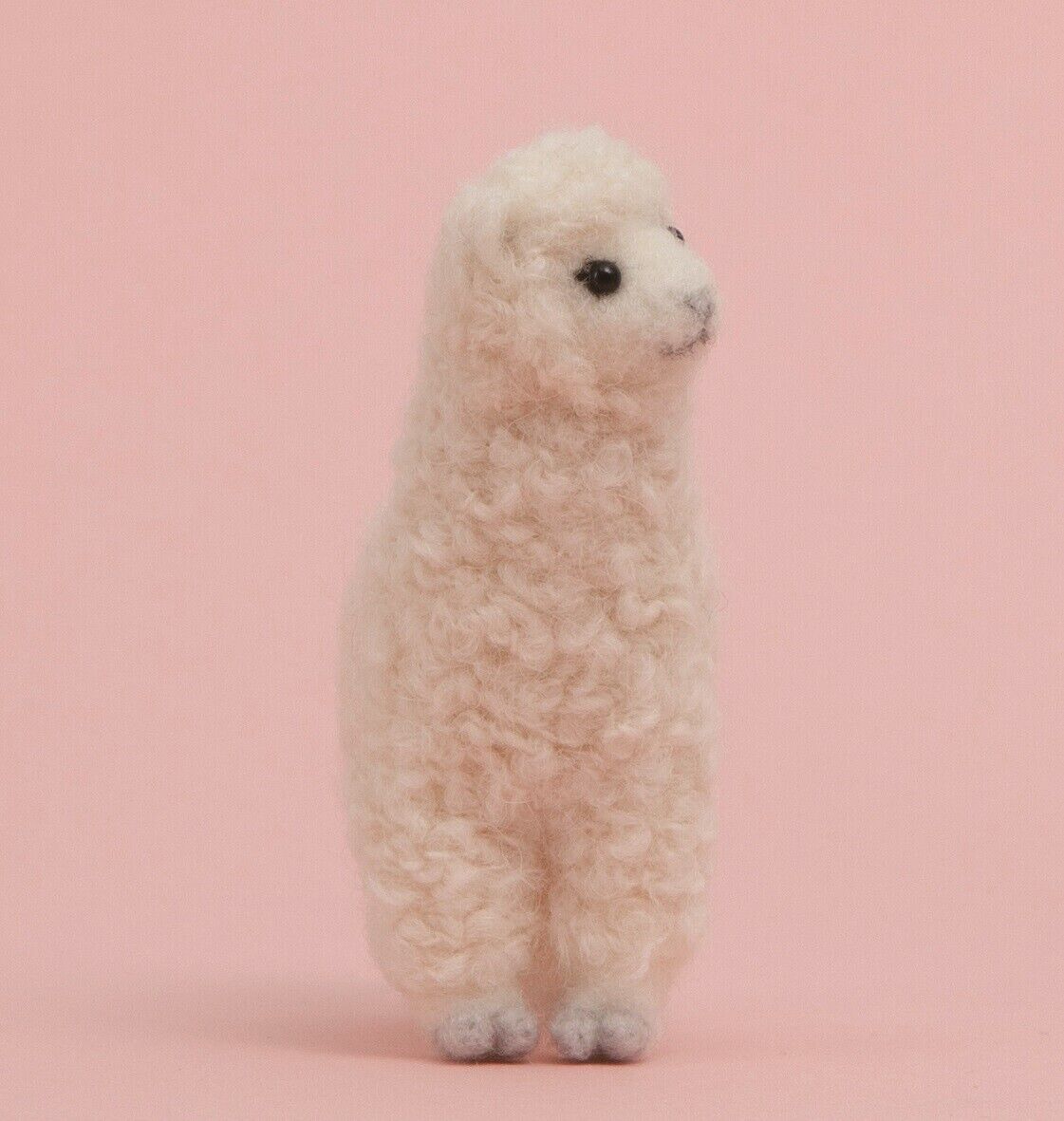 Hamanaka Needle Felting Kit: Crafting Cute Animals with Wool - Alpaca NEW