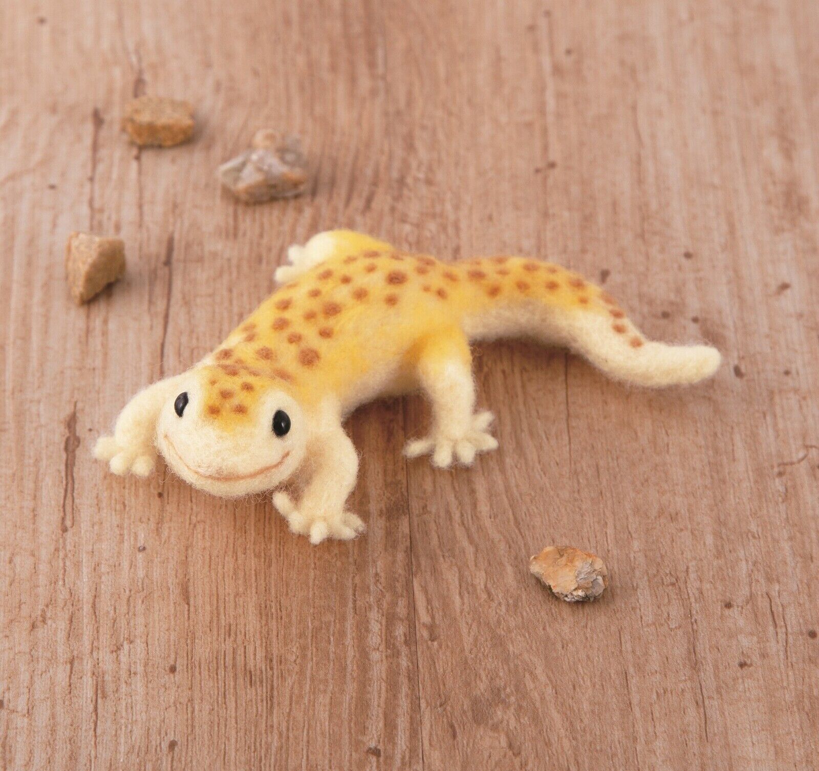 Hamanaka Needle Felting Kit: Crafting Cute Animals with Wool - Leopard Gecko NEW