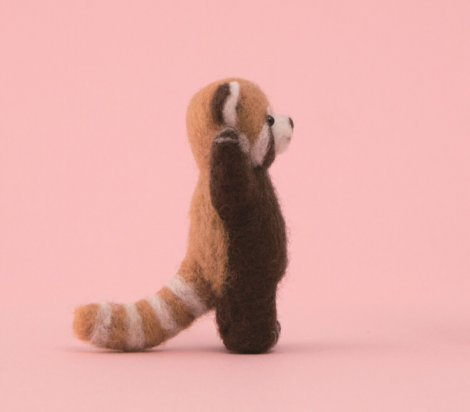 Hamanaka Needle Felting Kit: Crafting Cute Animals with Wool - Red Panda