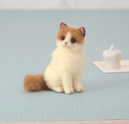 Hamanaka Needle Felting Kit: Crafting Cute Animals with Wool - Ragdoll NEW