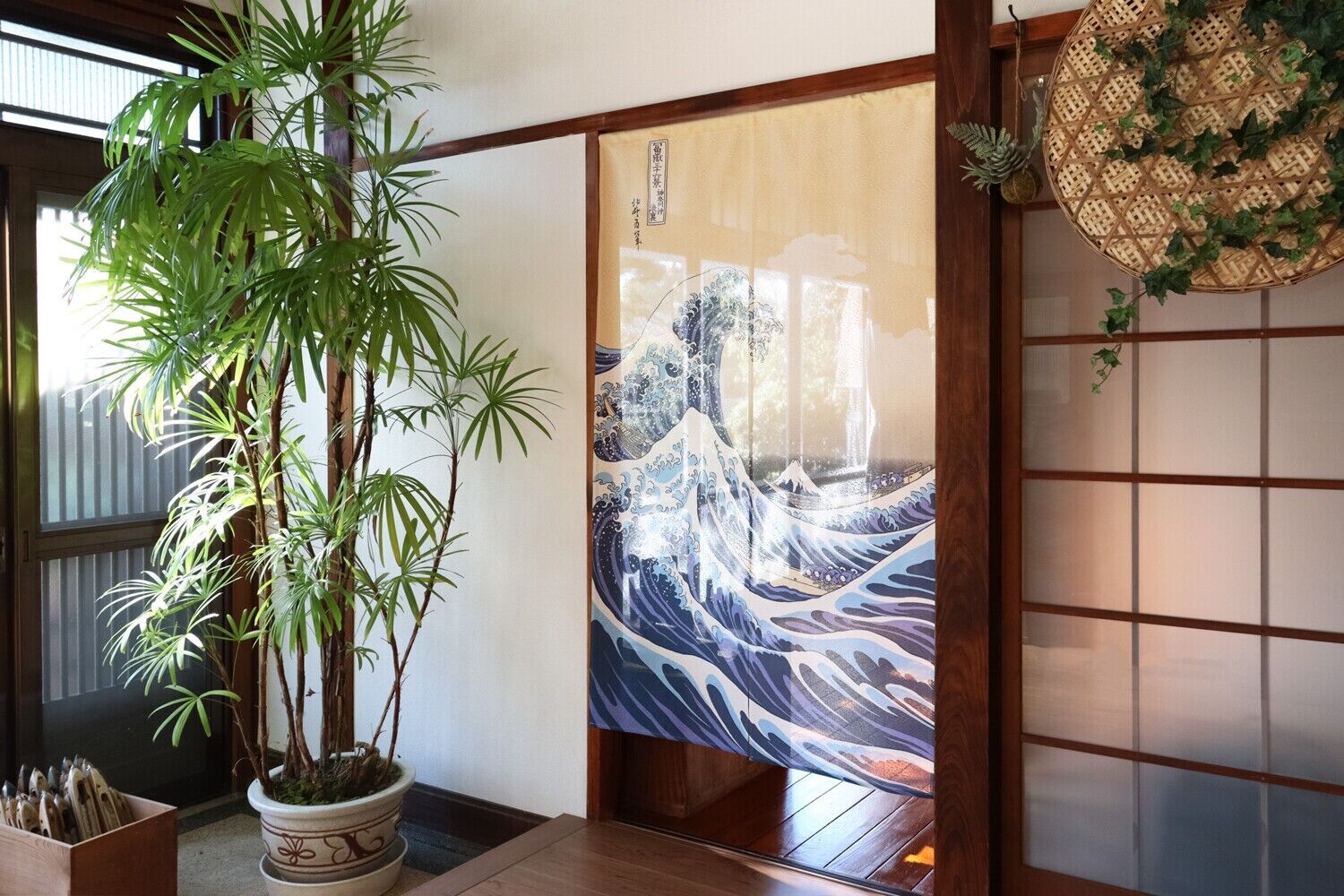 Katsushika Hokusai Noren Door Curtain Ukiyo-e "The Great Wave off Kanagawa"