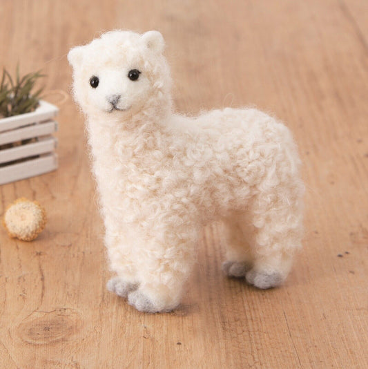 Hamanaka Needle Felting Kit: Crafting Cute Animals with Wool - Alpaca NEW