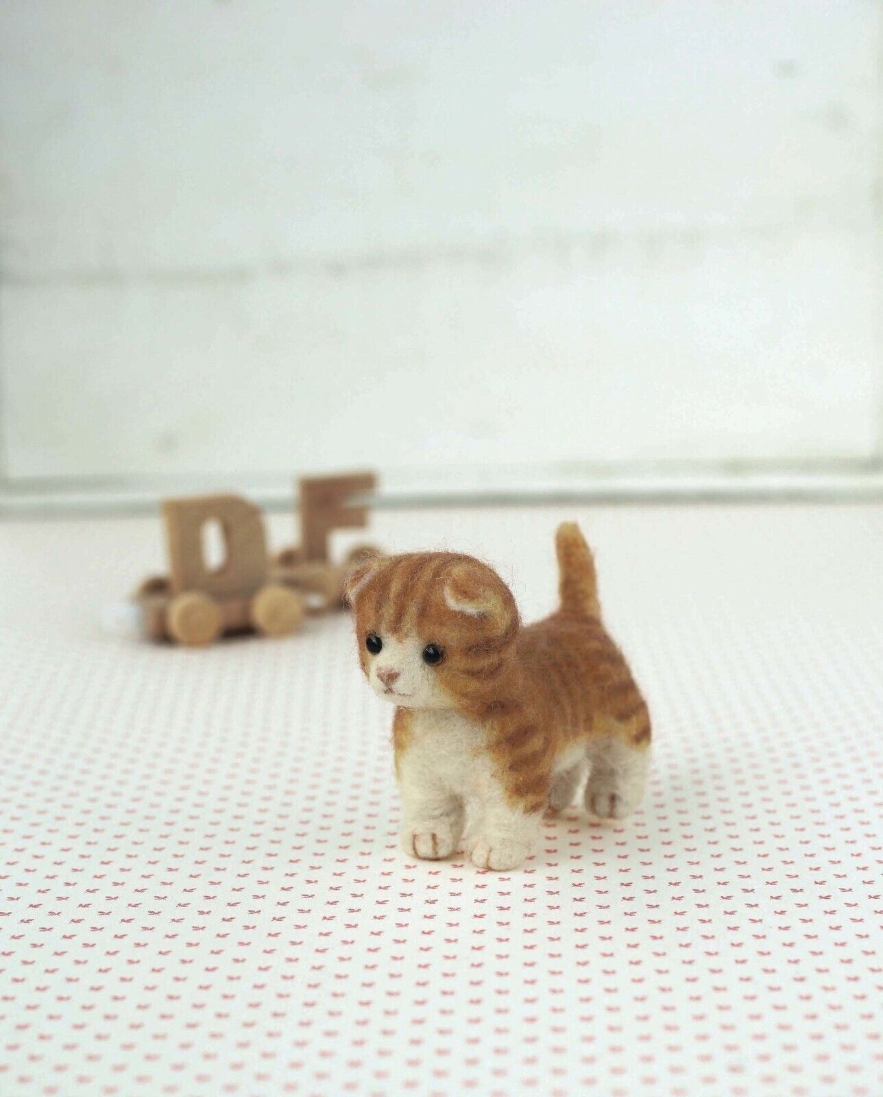 Hamanaka Needle Felting Kit: Crafting Cute Animals with Wool - Munchkin NEW